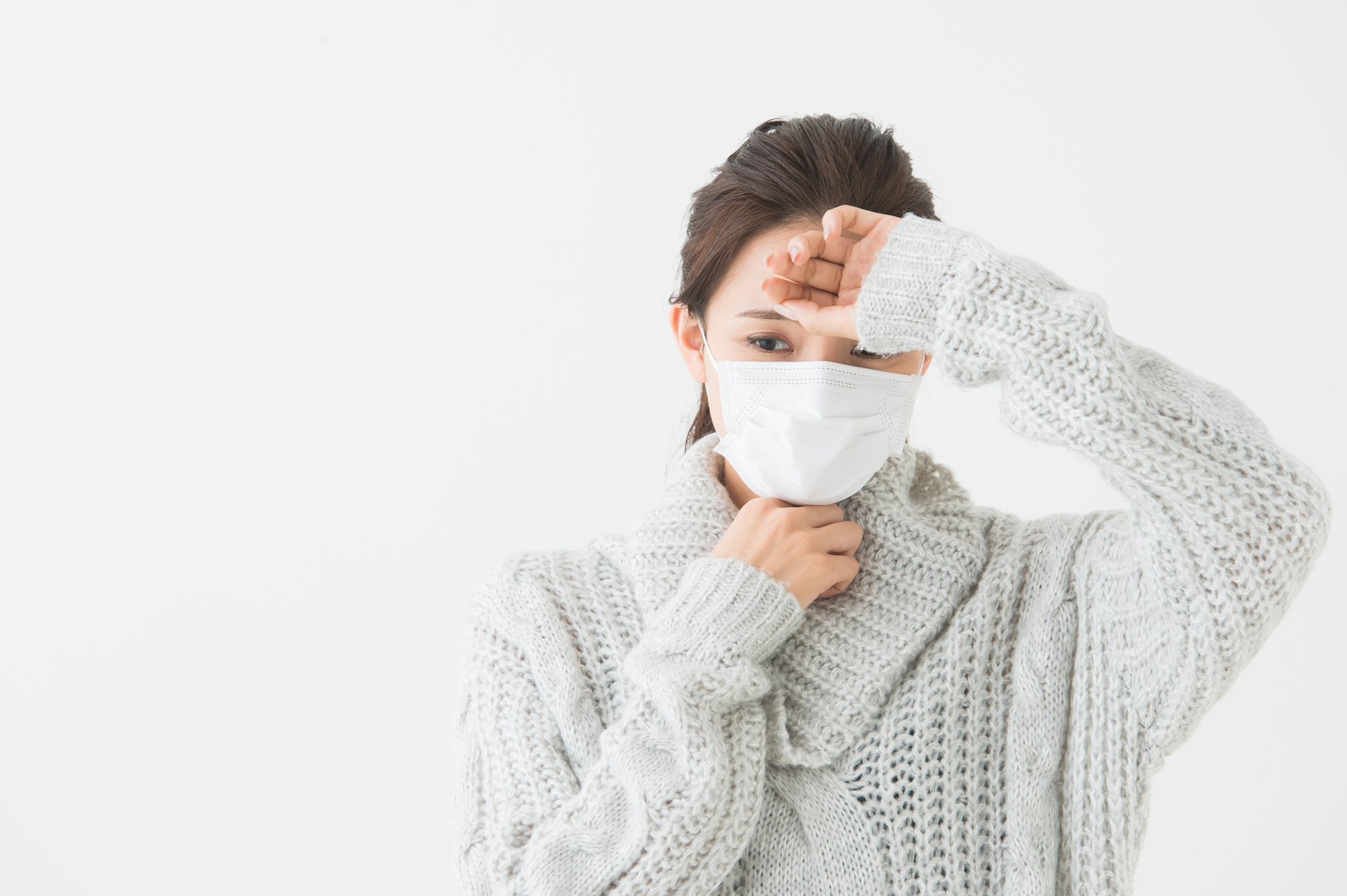 なぜ?悪寒がするけど熱はない…どう対処する?病院は何科? | Medicalook(メディカルック)