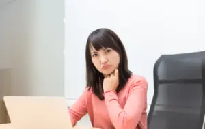 口の中がしょっぱい・甘いのは病気サイン？病院は何科？糖尿病や薬の副作用が原因かも